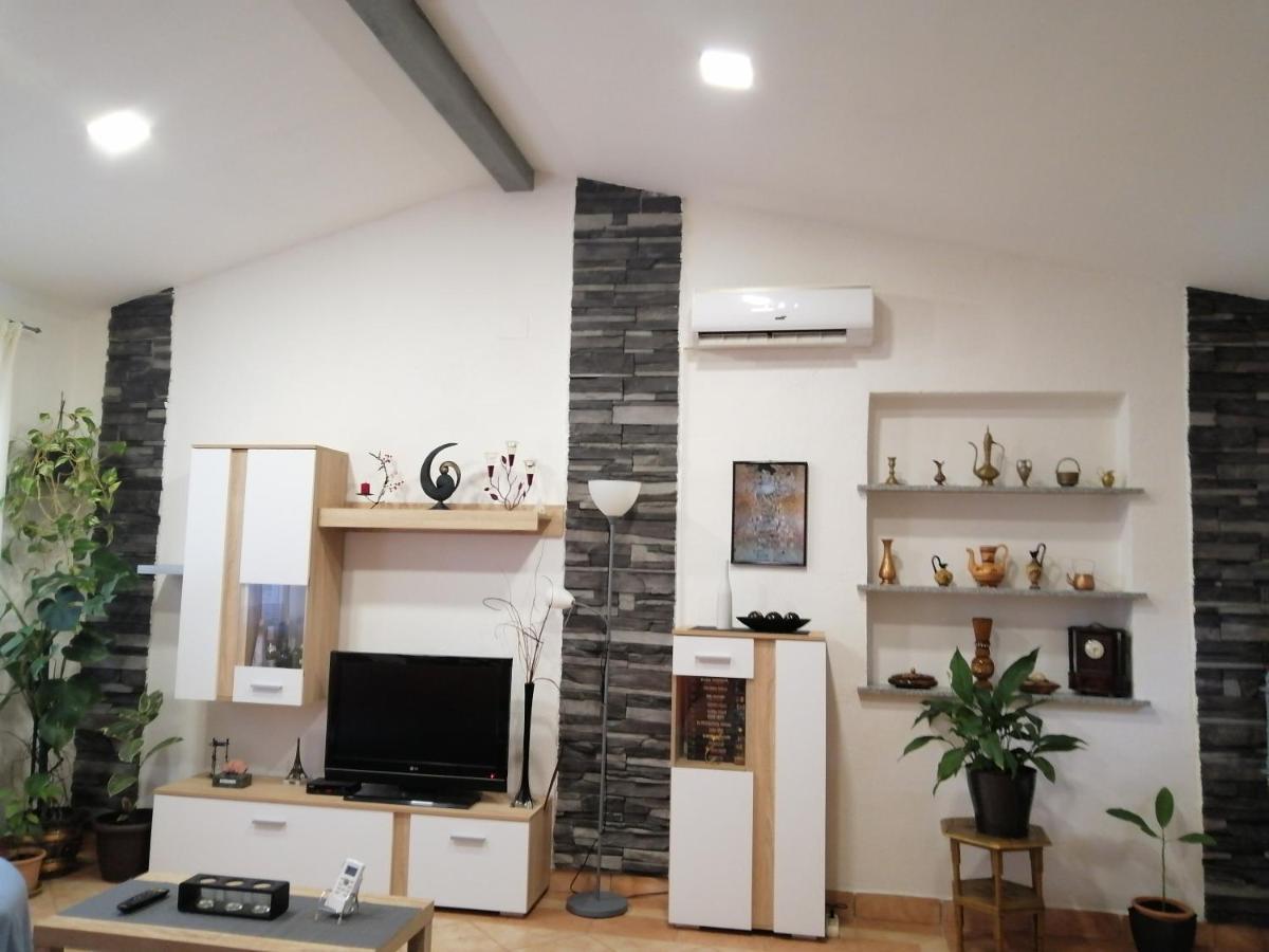 Apartment Kata Fažana Dış mekan fotoğraf